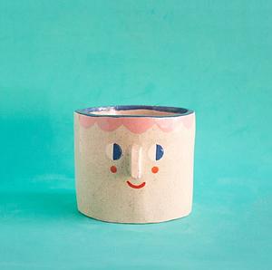 Friendly face pot