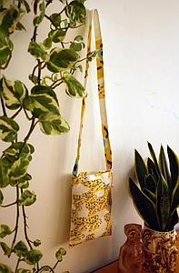 ET magic finger BODY CROSS BAG